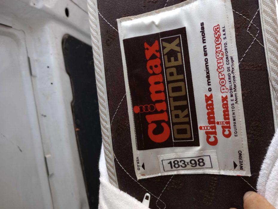 colchão de casal king e solteiro disponível para vender