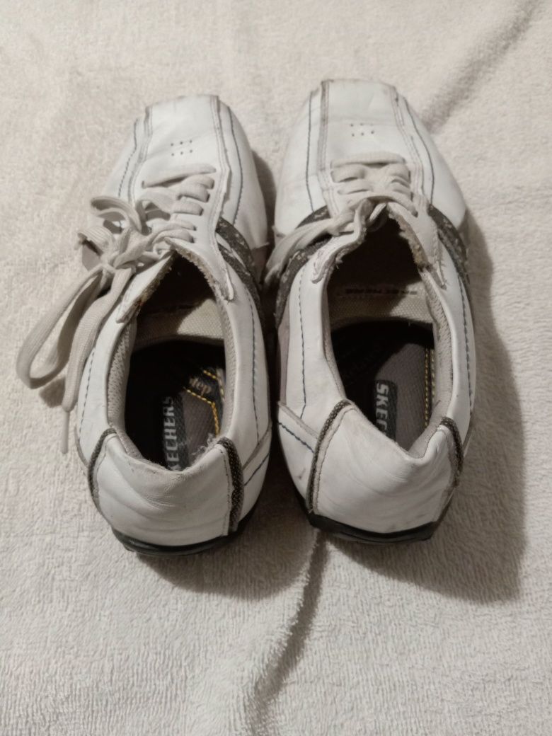 Buty firmy Skechers