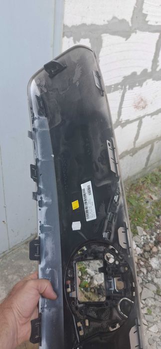 Центральна Решітка радіатора  Volvo XC40  , С40