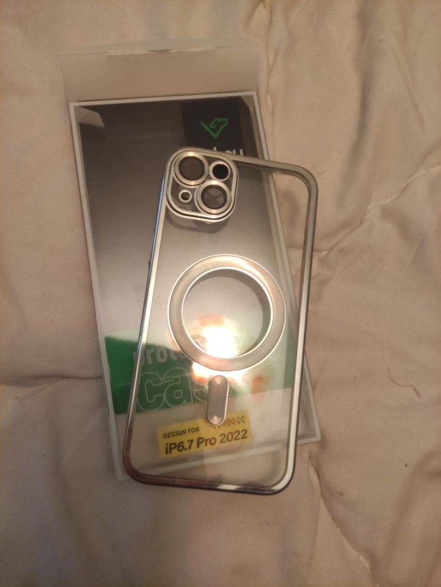 Чехол на iPhone silver