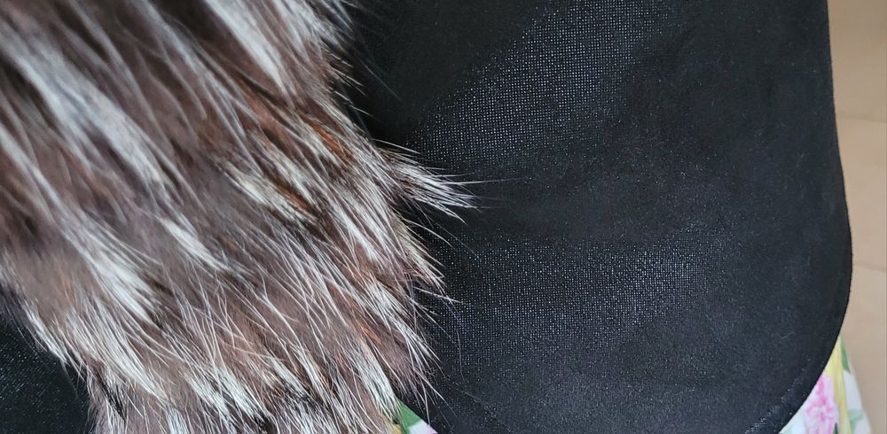 Kożuch damski L czarny futro