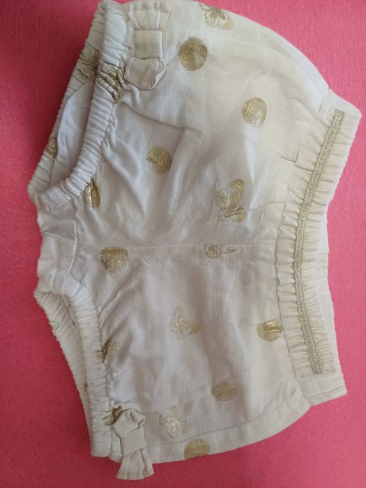 Calções  Chicco tam 3meses