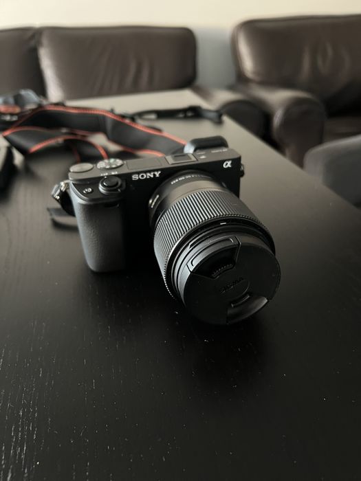 Sony A6400 + Sigma 30mm f/1.4 + wyposażenie