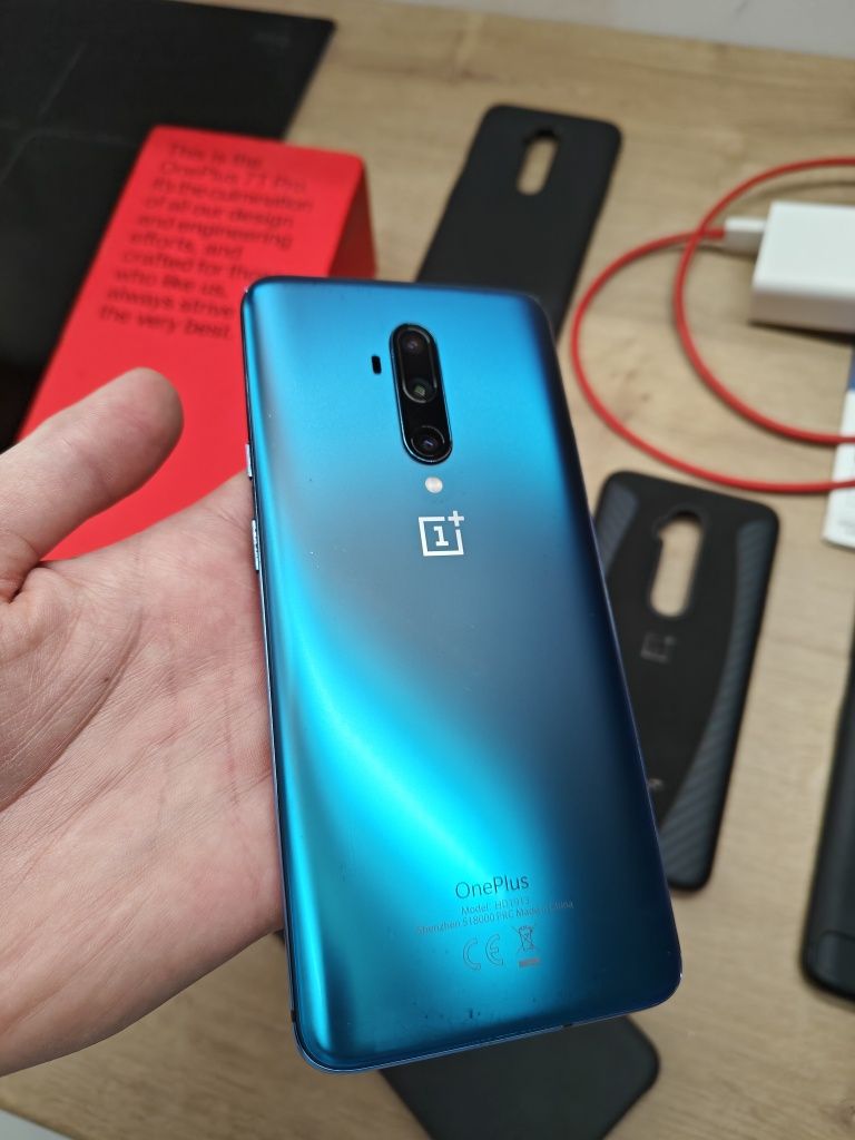 Oneplus 7T Pro + Dodatki