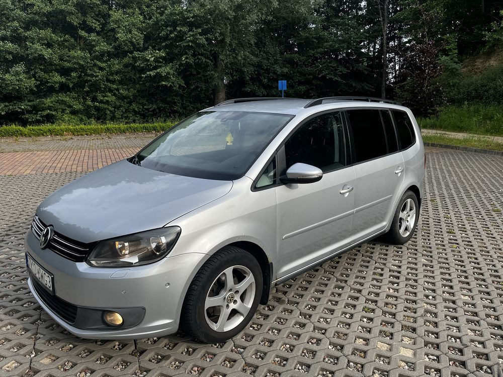 VW Touran 1.6 TDI 7 osób