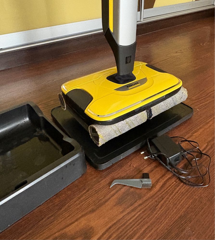 Миючий пилосос Karcher FC 7 Cordless Extra