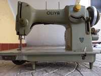 Vendo Máquina de Costura OLIVA