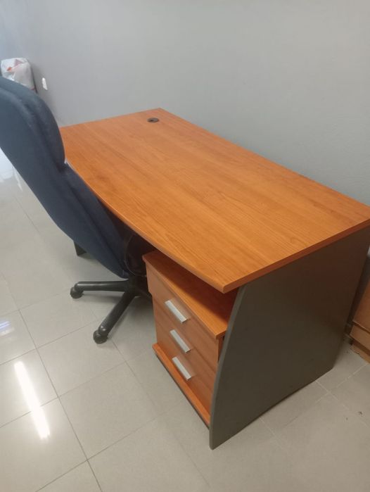Secretaria + Cadeira