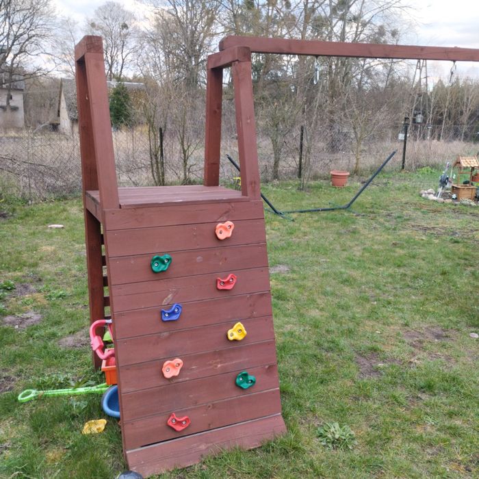 Plac zabaw drewniany