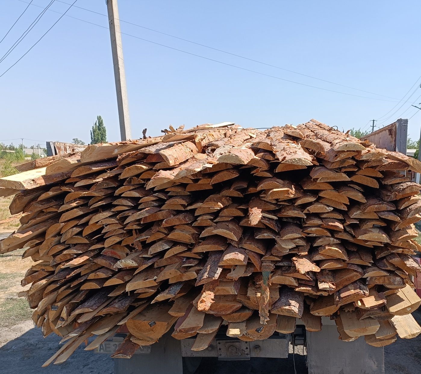 Продам дрова,щепу,горбыль,горбыльделовой,бруски