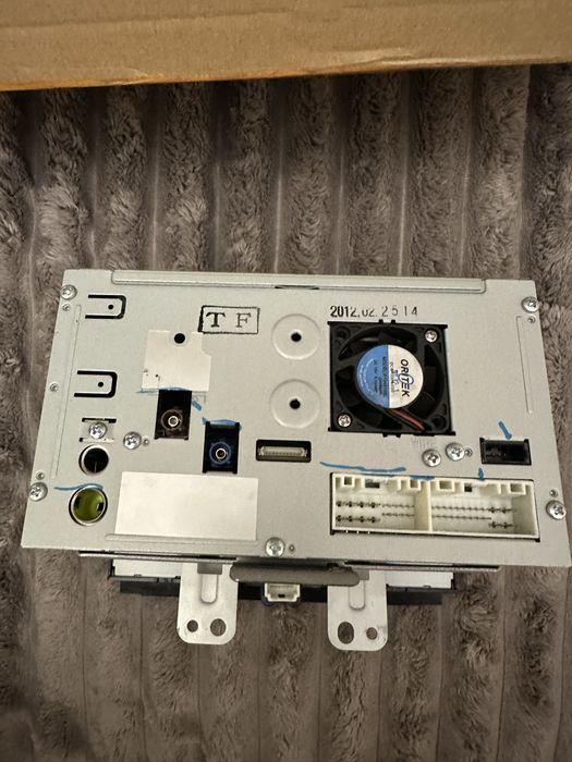 Оригинальная сенсорная магнитола Kia K5 2010-2013 годов, корейская!