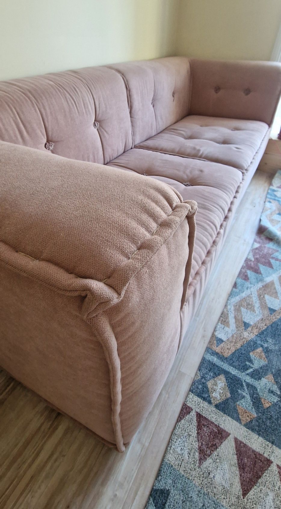 Sofa grande, rosa seco