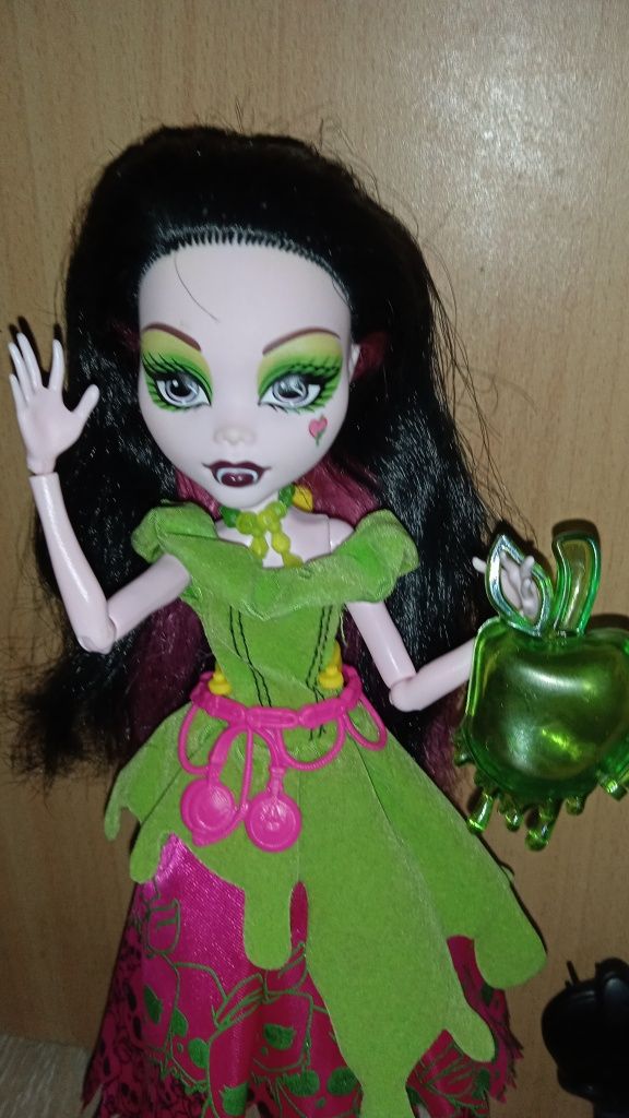 Lalka Śnieżka monster high