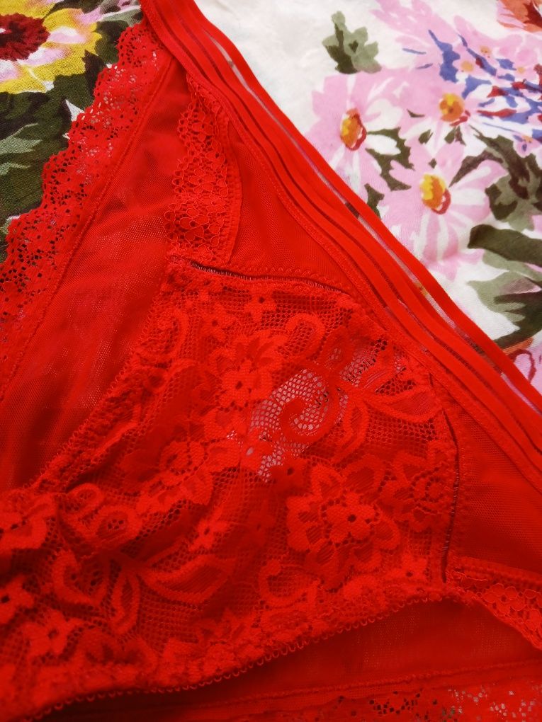 Majtki r. XL Hunkemöller