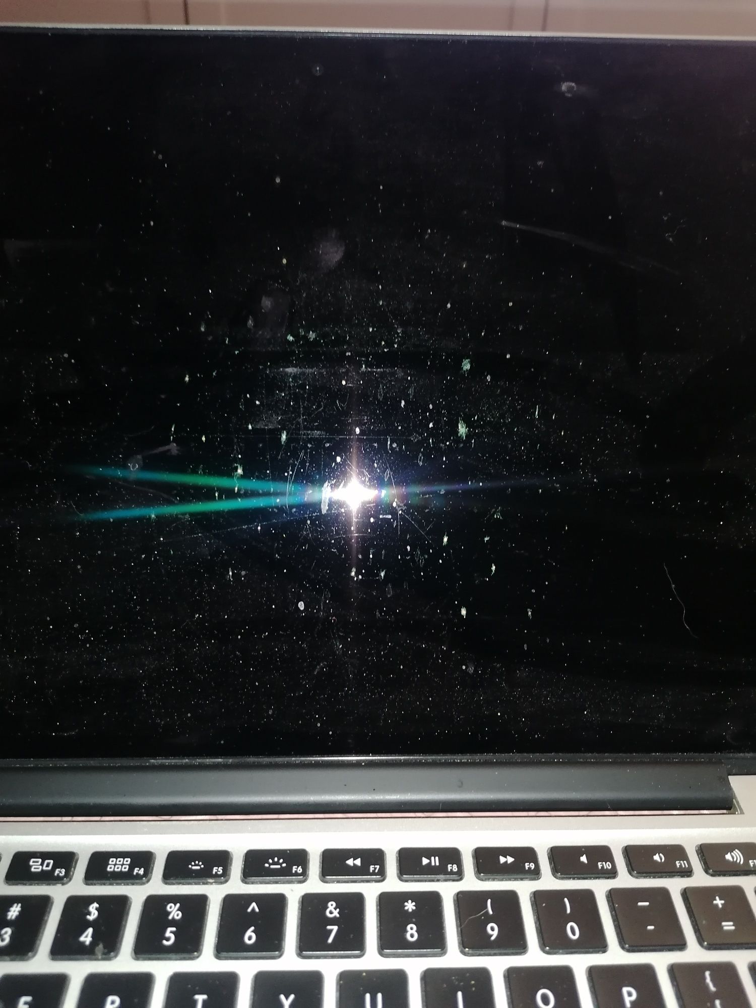 Macbook Pro A1502 apple