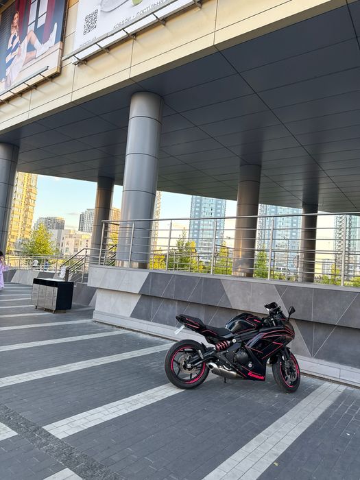 Мотоцикл Kawasaki EX 650