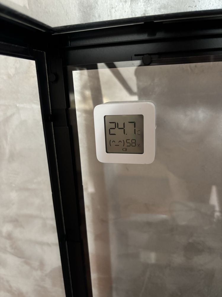 Ikea Akerbar witryna do roślin szklarnia