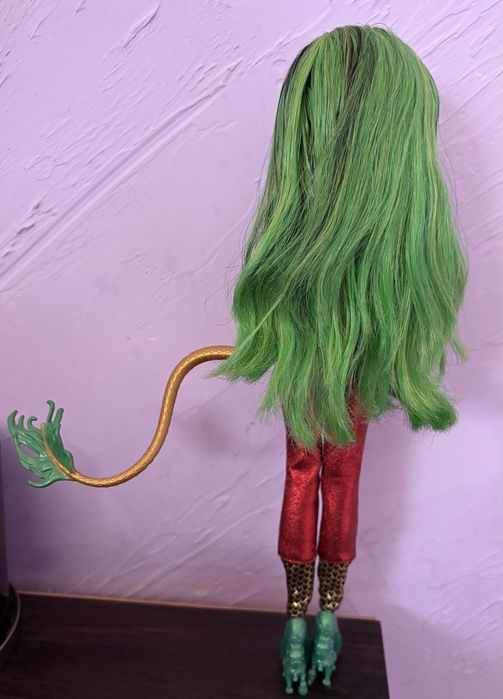 Лялька Монстер Хай Дженіфаєр Лонг Скарместр