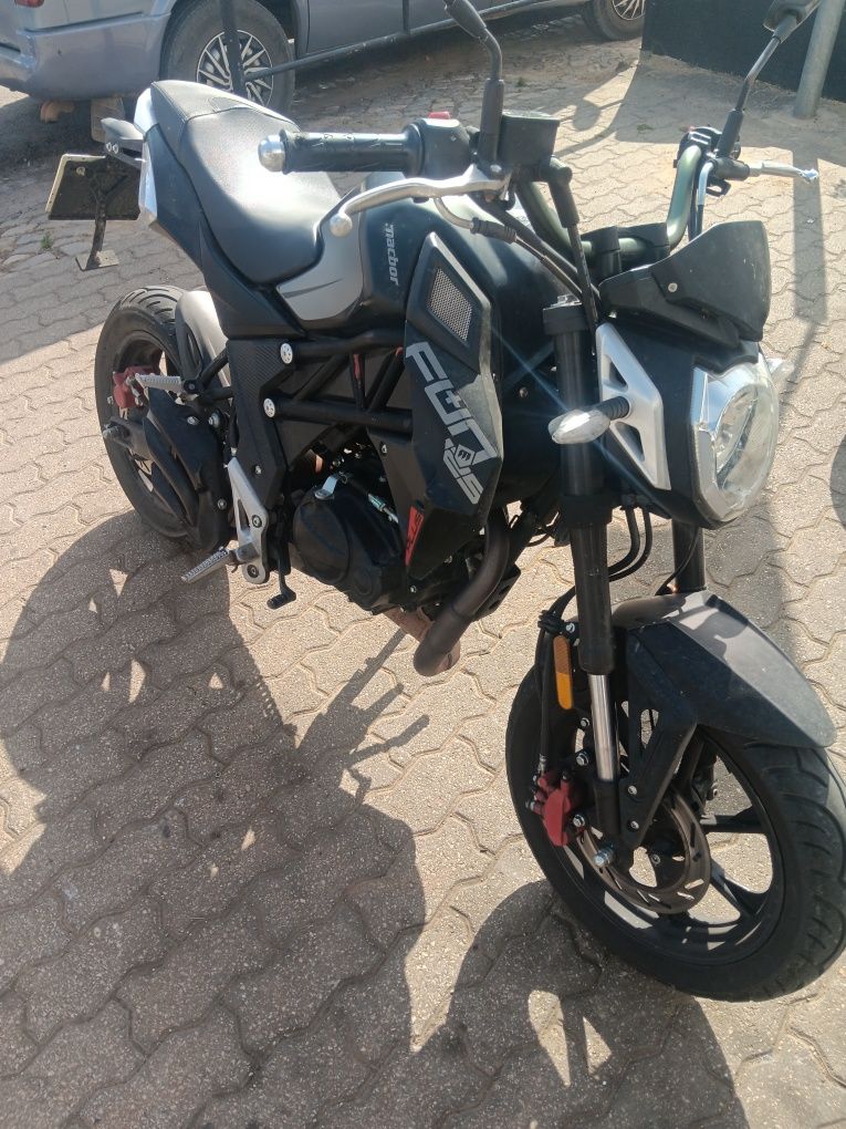 Vendo mota 125cc