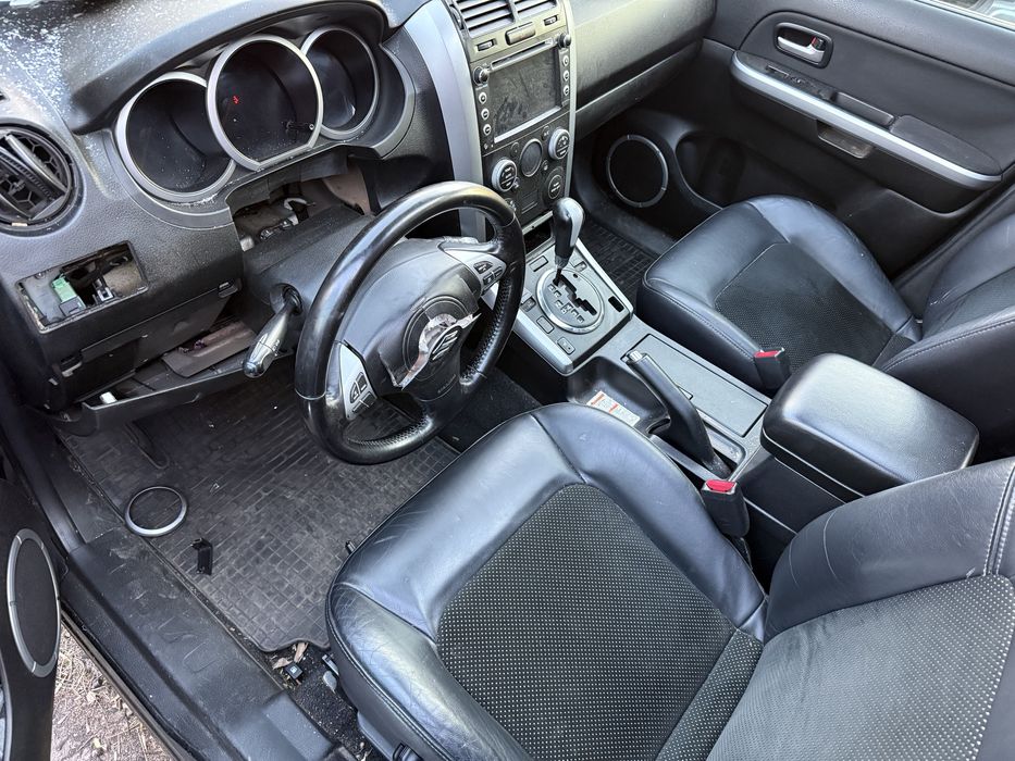 Розборка Suzuki Grand Vitara,Разборка,Запчастини Гранд вітара 2.7