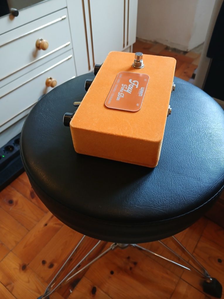 Warm Audio Foxy Tone Fuzz
