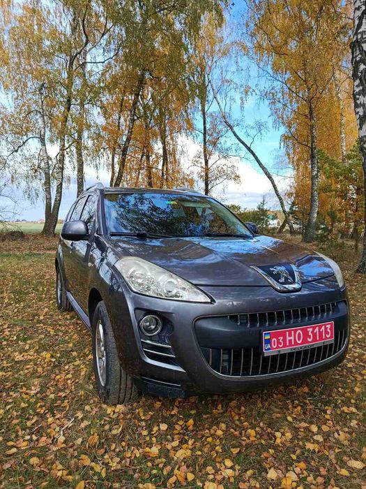 Peugeot 4007 2011 року