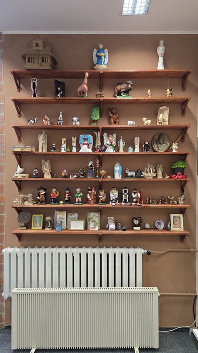 Półki drewniane z uchwytami 2000×20 (6 sztuk)