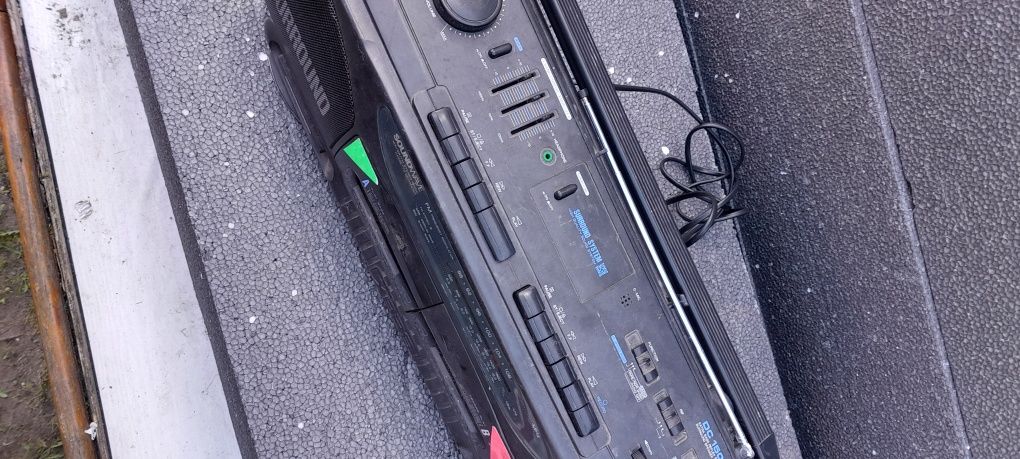 Radio magnetofon