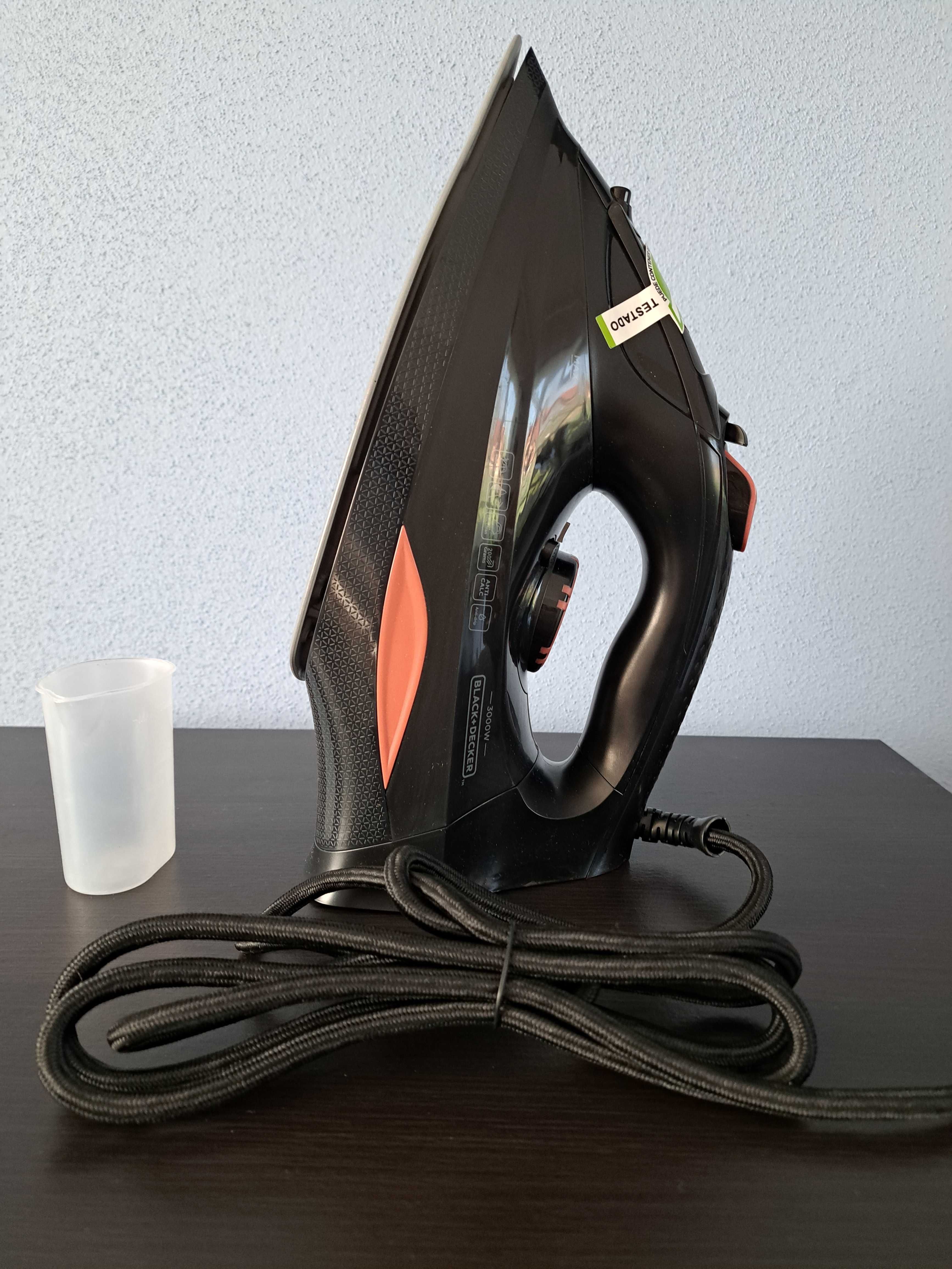 Żelazka Żelazko Black&Decker BXIR3000E 3000 W