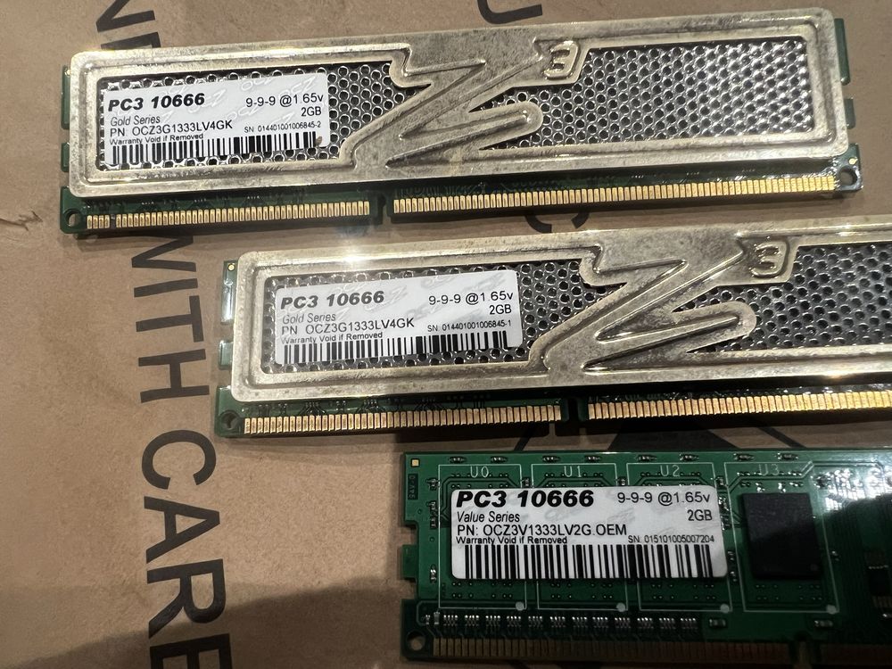Оперативная память OCZ DDR3 1333 MHz 8gb 4x2 PC3-10666