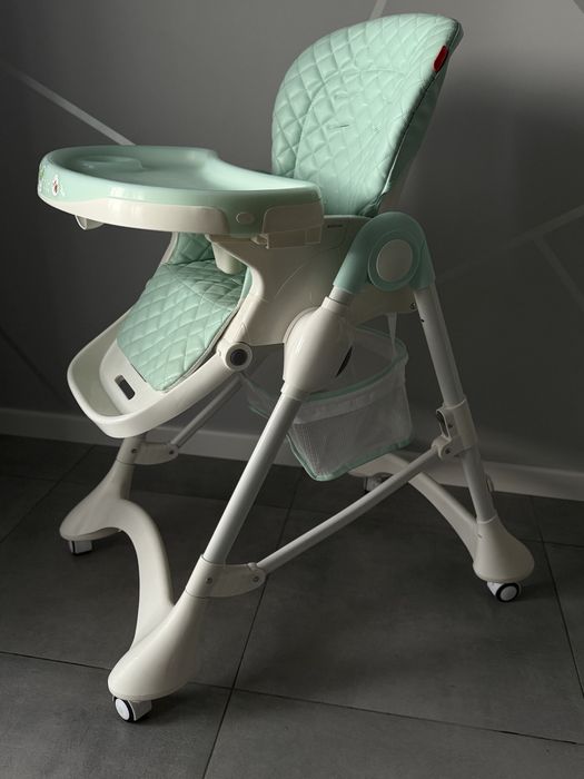 Стульчик для кормления и творчества