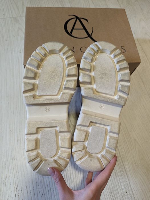 Кросівки Alian Curdas 39 розміру