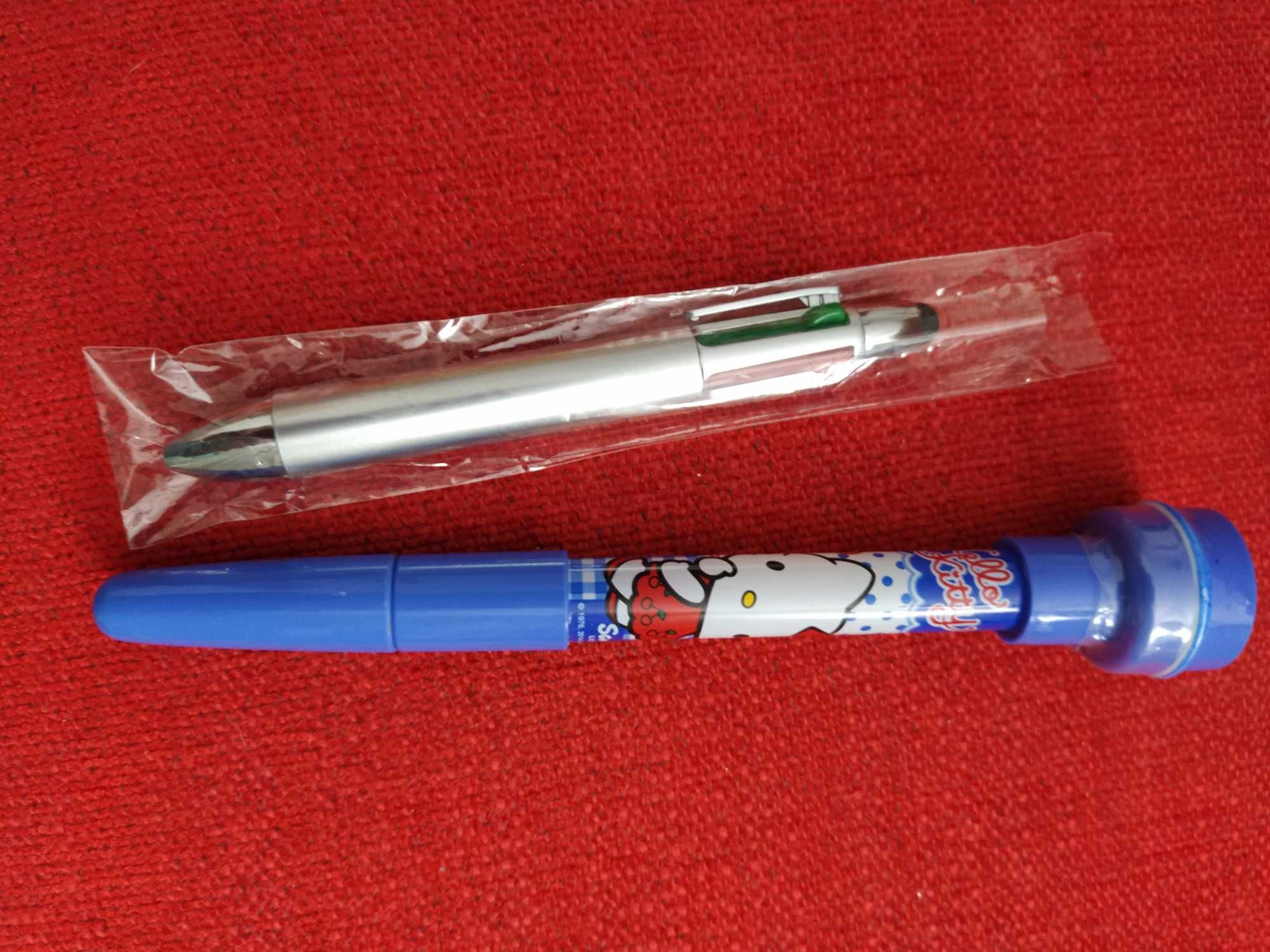 Conjunto Caneta Hello Kitty c/carimbo + caneta 4 cores