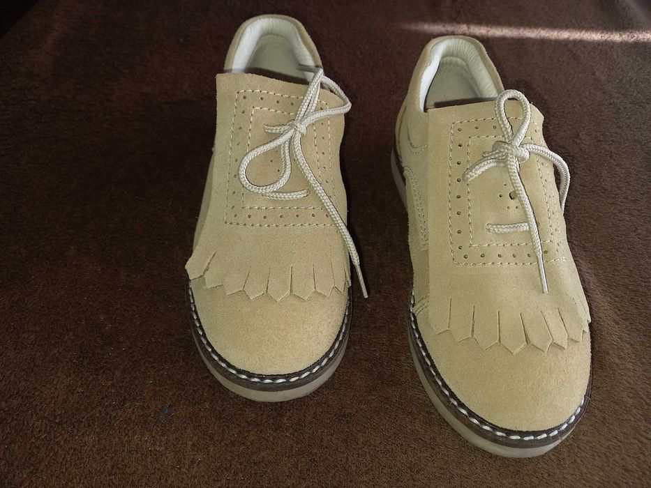 Vendo sapatos de criança em excelente estado de conservação