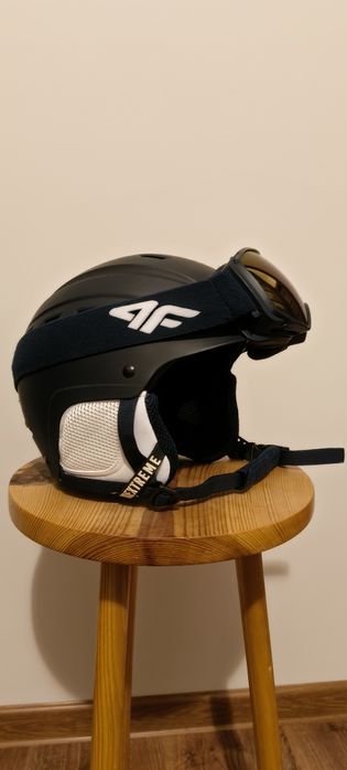 Kask narciarski + gogle 4F rozm. M 54-56 cm