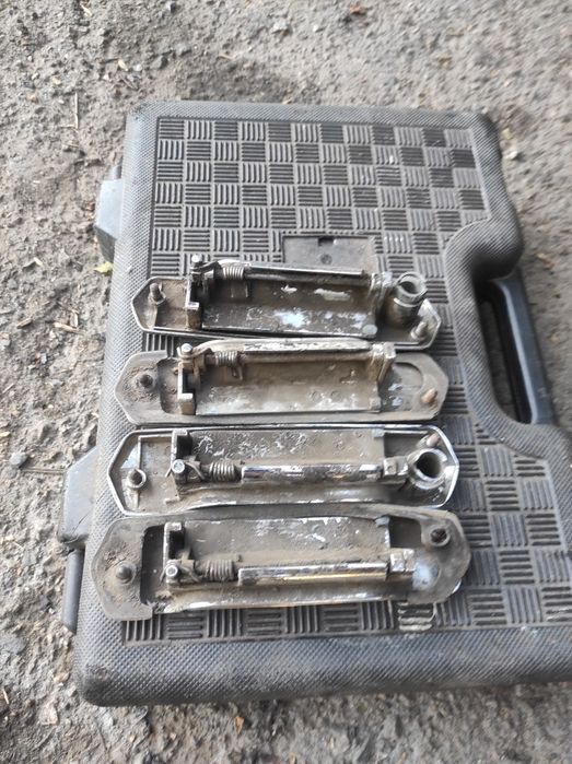 Продам дверні ручки ваз 2101