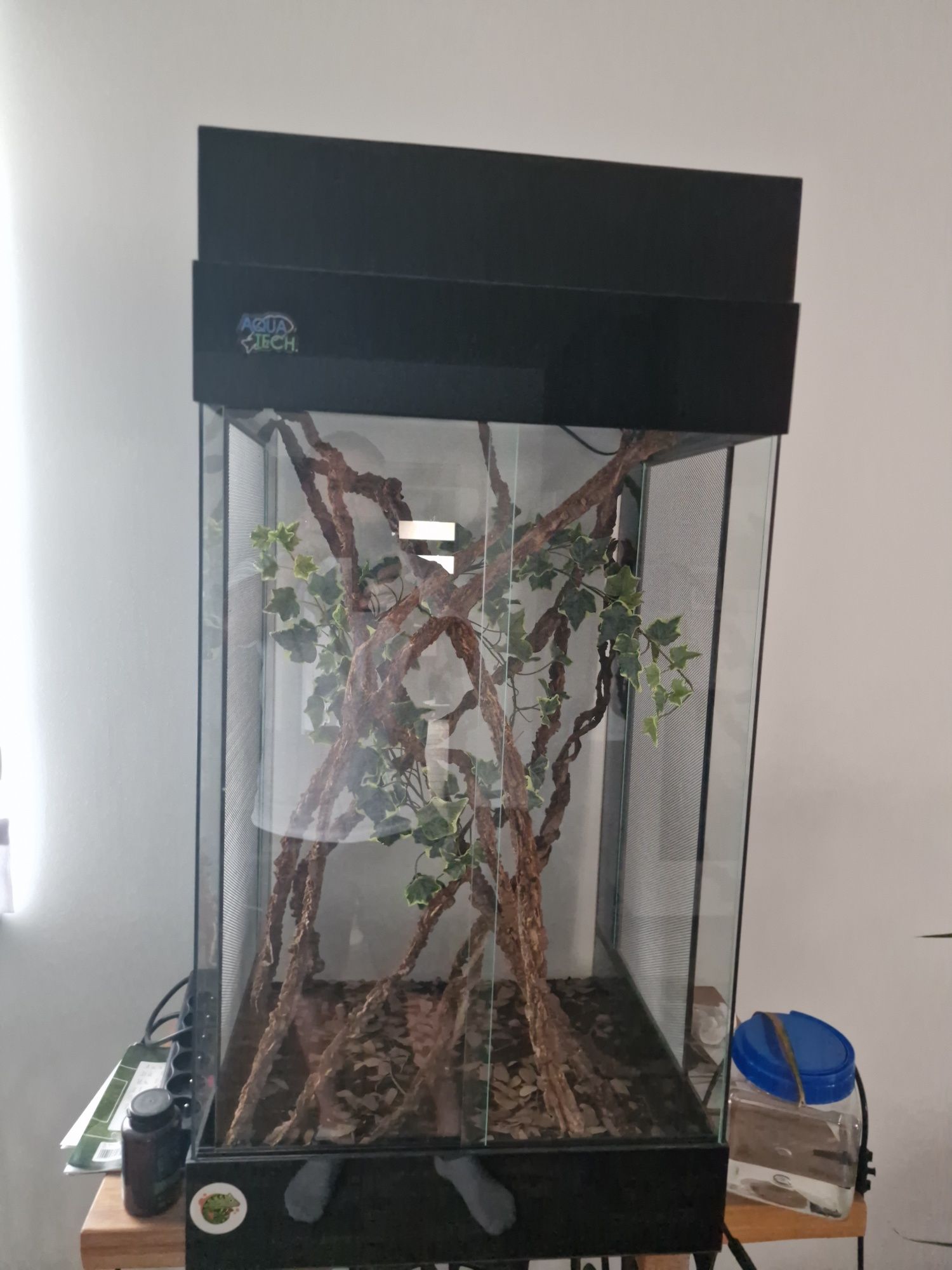 Sprzedam terrarium dla kameleona cały zestaw