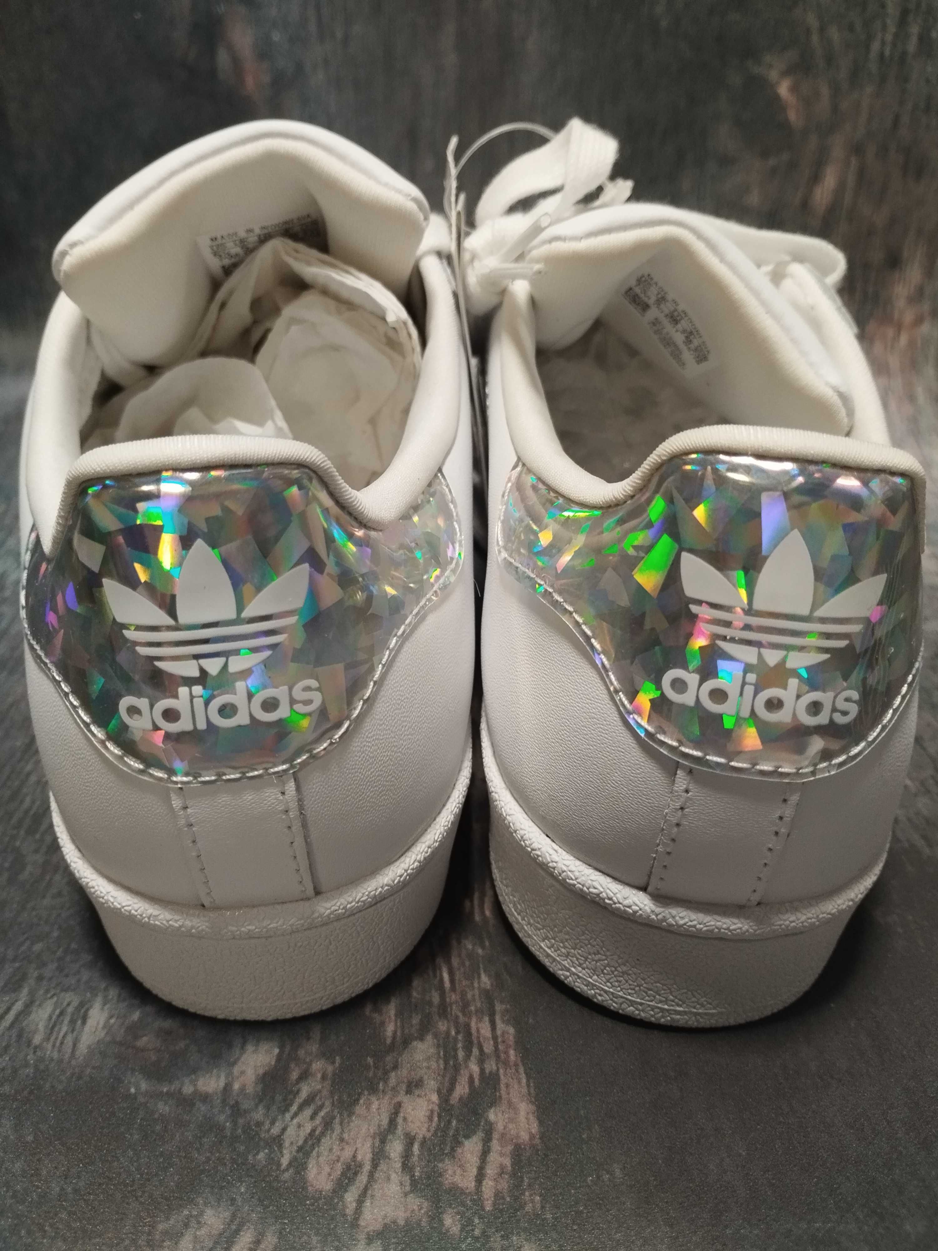 Nowe i oryginalne buty Adidasy Superstar z Hologramem