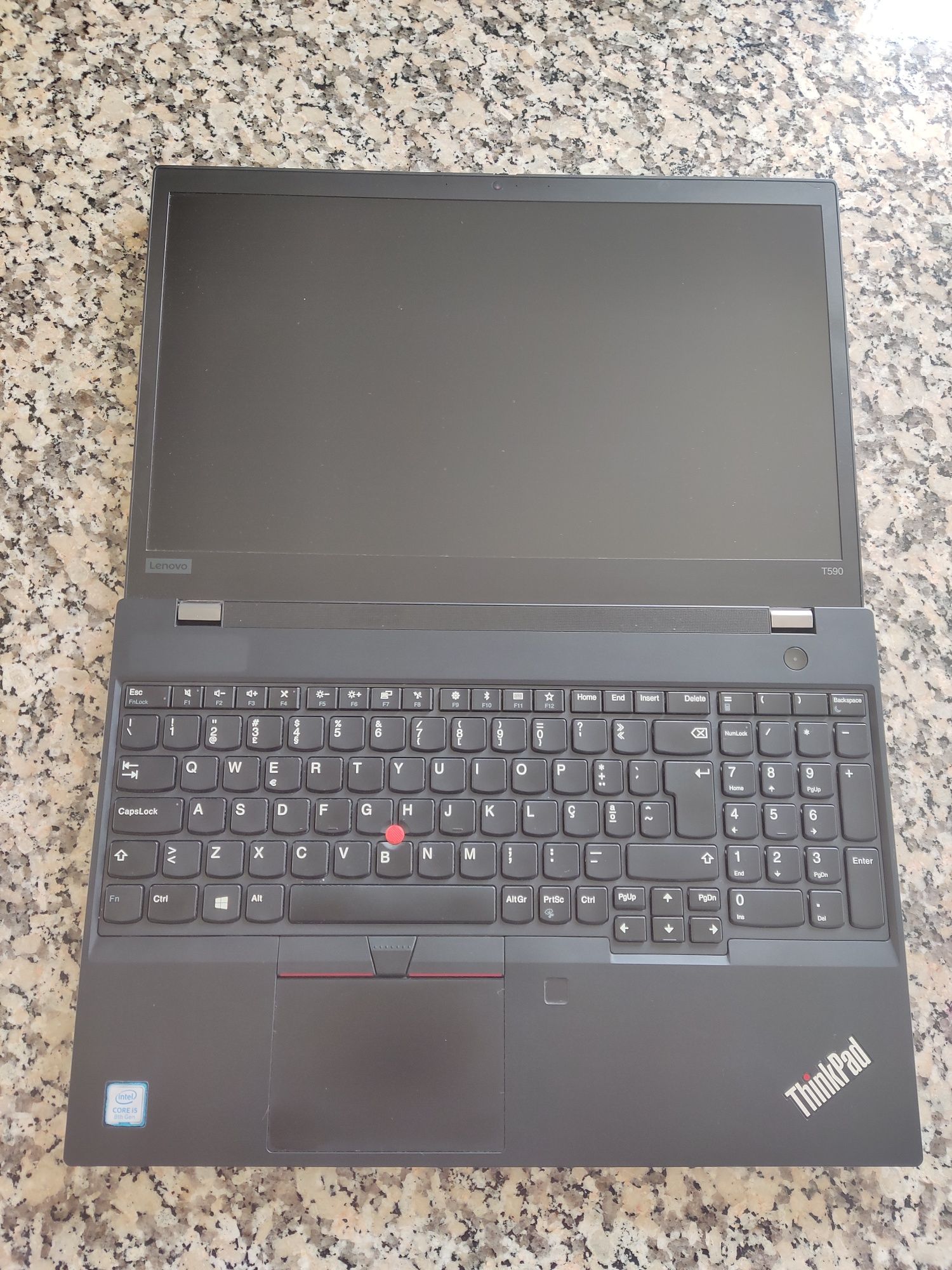 Lenovo Thinkpad T590