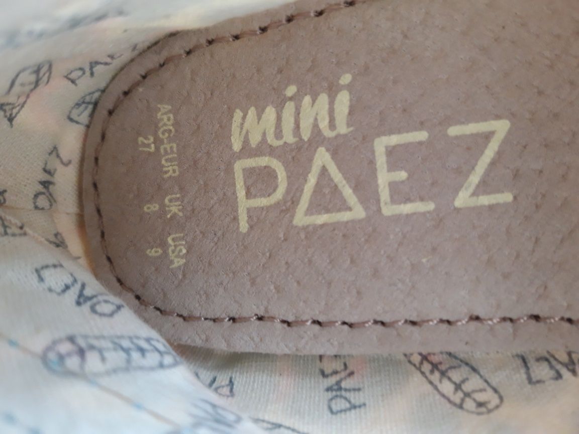 Sapatos mini PAEZ novos