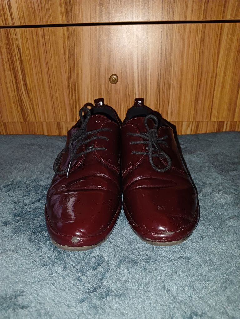 Buty eleganckie pantofle uroczystości rozm 38