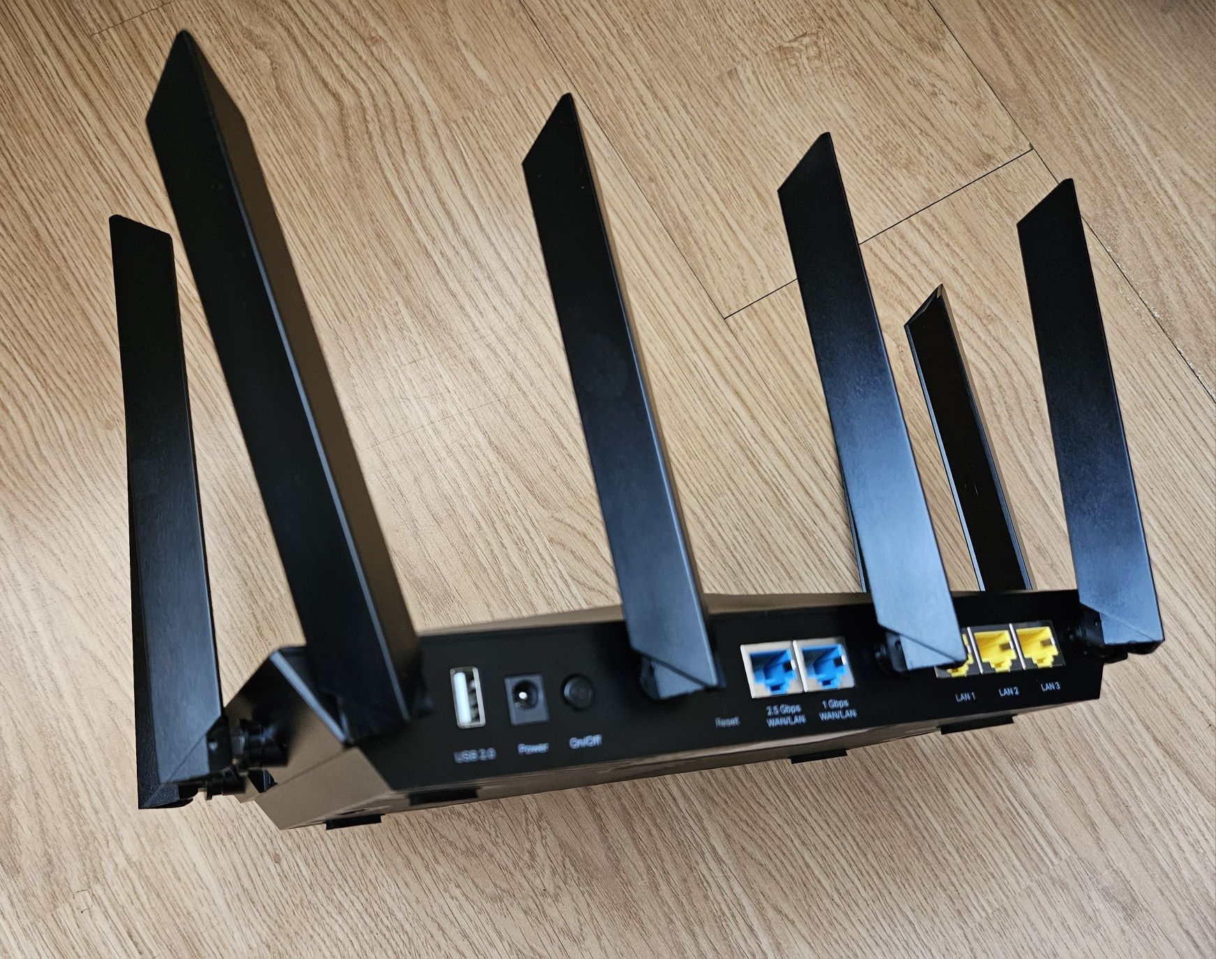 Router tp-link Archer AX90