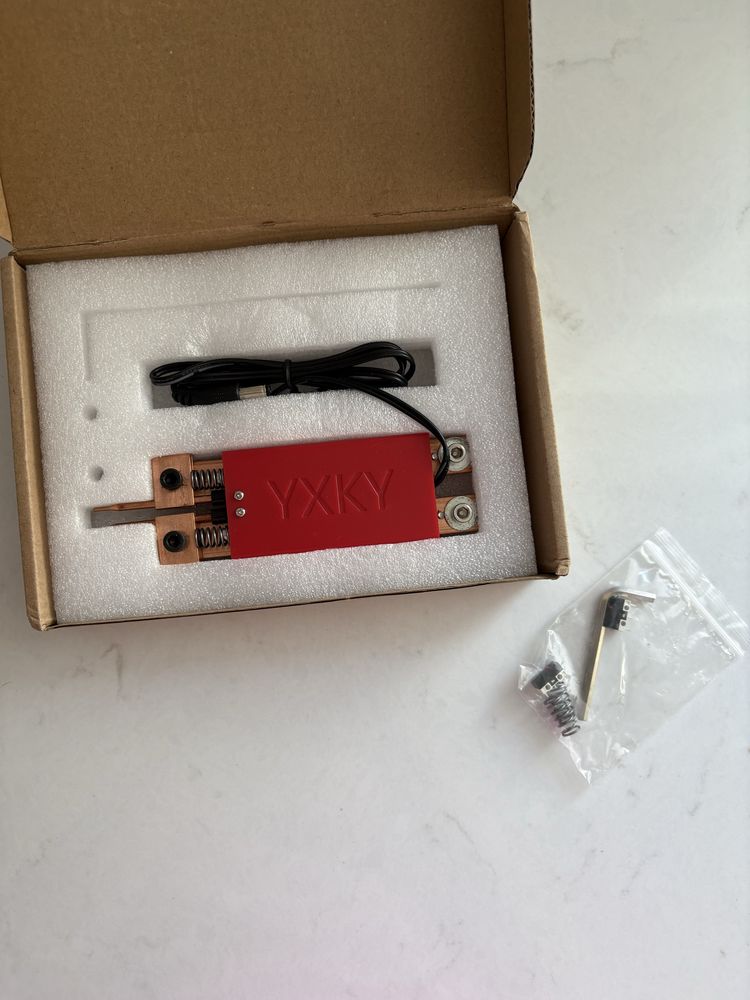 Mini zgrzewarka punktowa do ogniw 18650