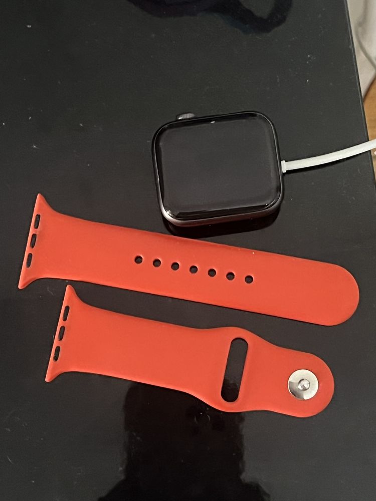 Apple watch 4 44m