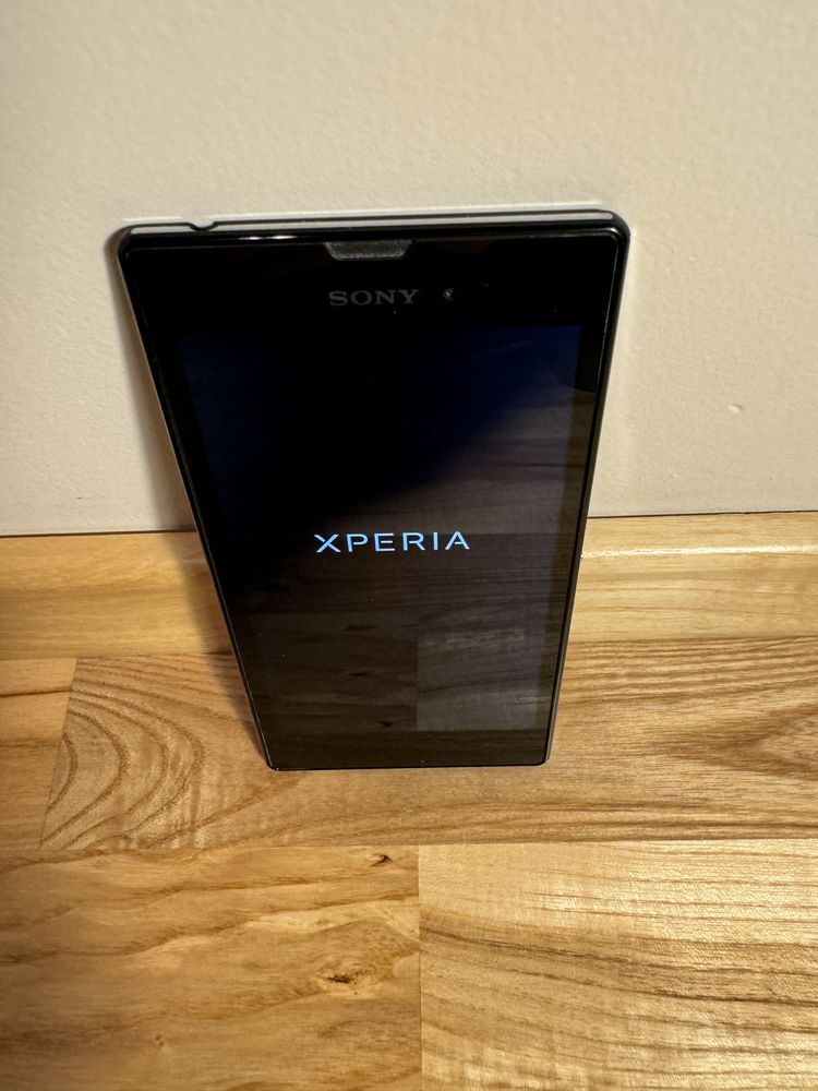 Telefon Sony Experia T3