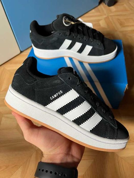 "Trampki"adidas_Campus_00s_czarny R.44