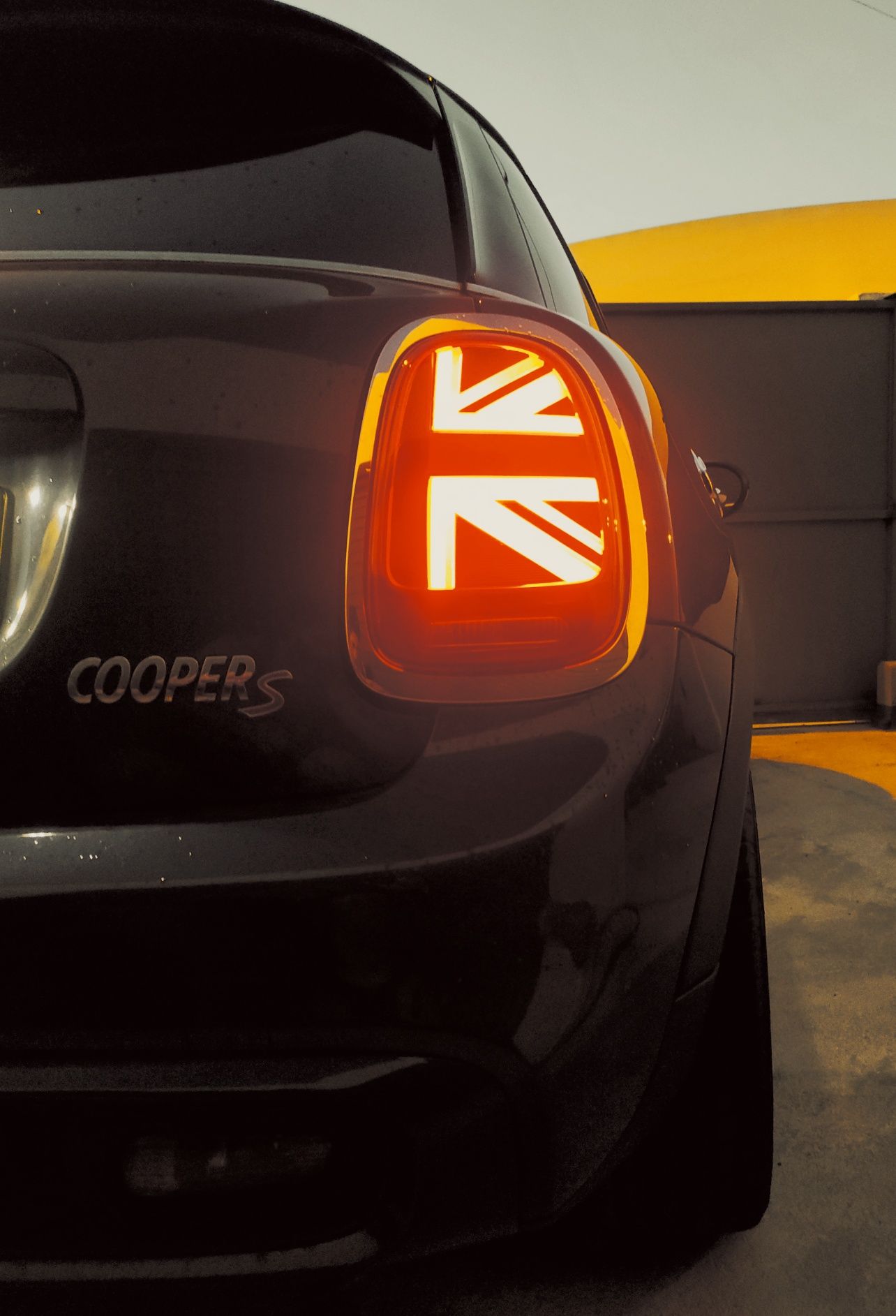 MINI Cooper S F55 2.0 Turbo – Nacional, com 95.000km