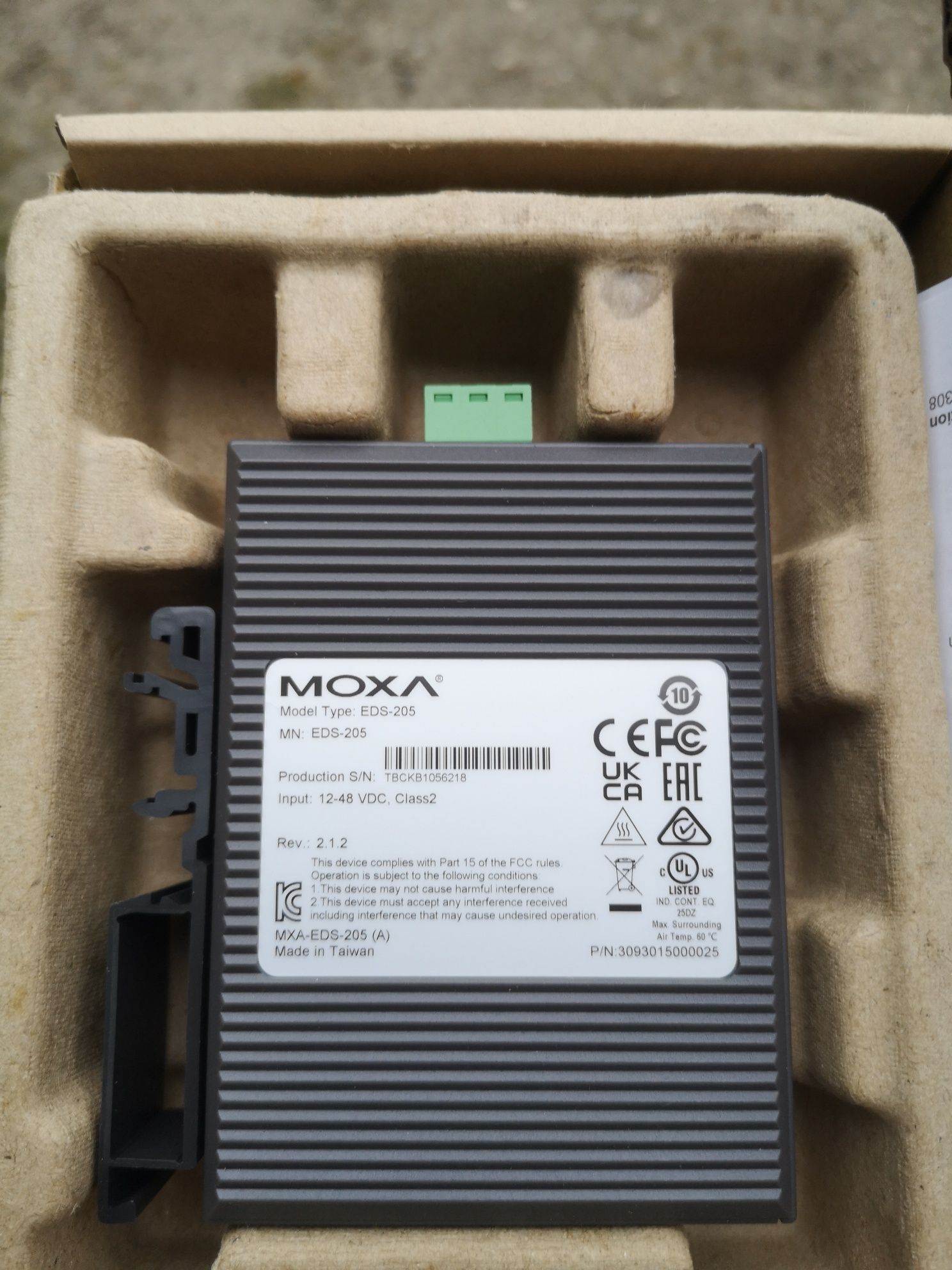 Moxa EDS-205-V 2.1.2 switch
