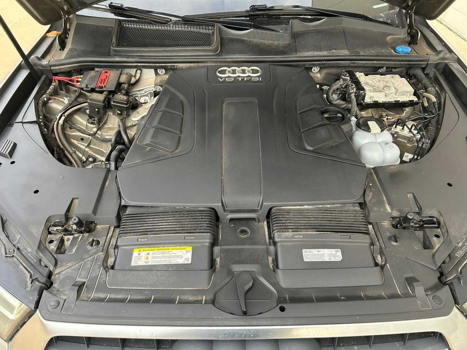 2017 Audi Q7 3.0T Prestige 7 місць