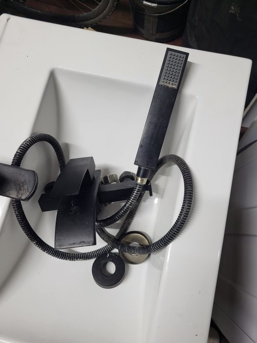 Bateria natynkowa kaskada, wodospad, natrysk